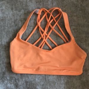 Lululemon free to be wild bra size 6